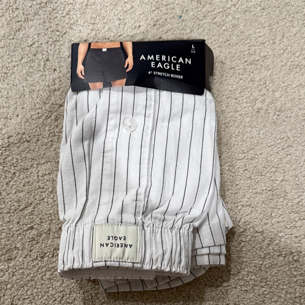 American Eagle Outfitters Men's White Pinstripe Boxers